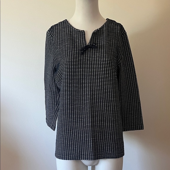 Talbots Navy and White Women's Top - Picture 1 of 9